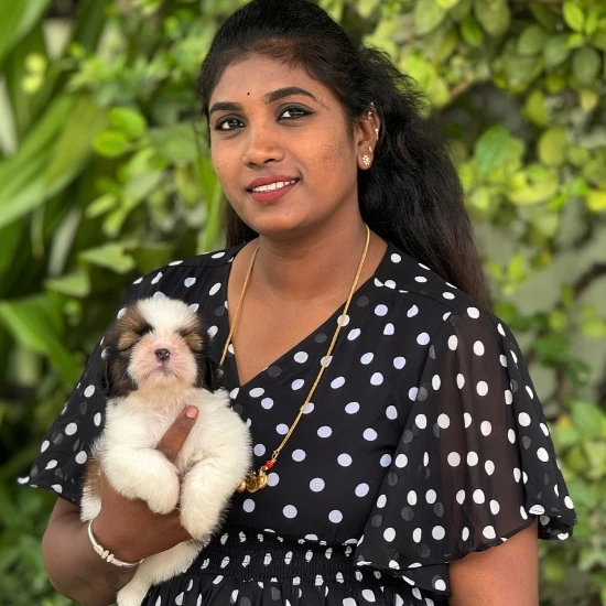Aarti S